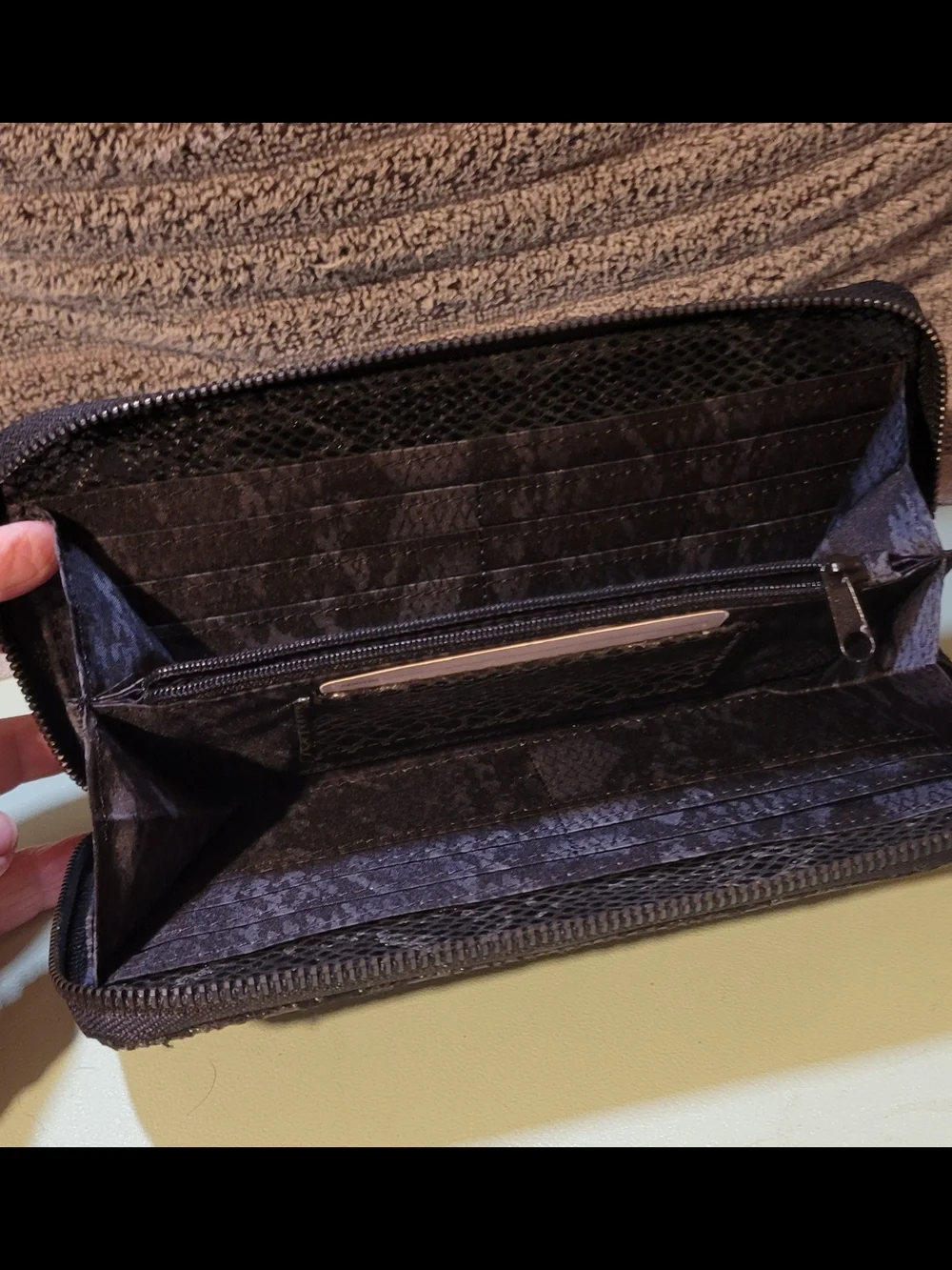 Kenneth Cole Black Snake-Embossed Leather Wallet